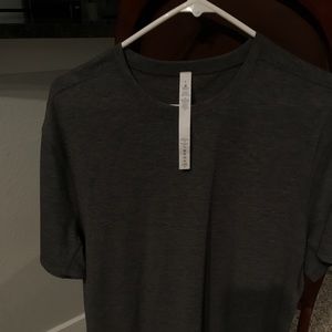 Men’s Lululemon Grey Athletic T-Shirt - XL